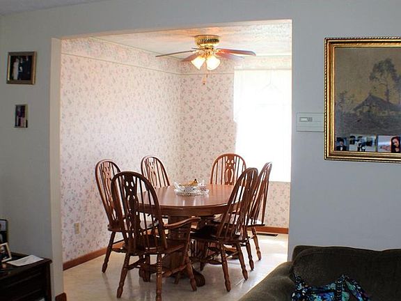 4th image of 5207 Elmwood Dr