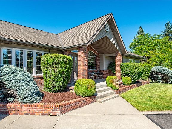 4th image of 6215 E Upriver Ln