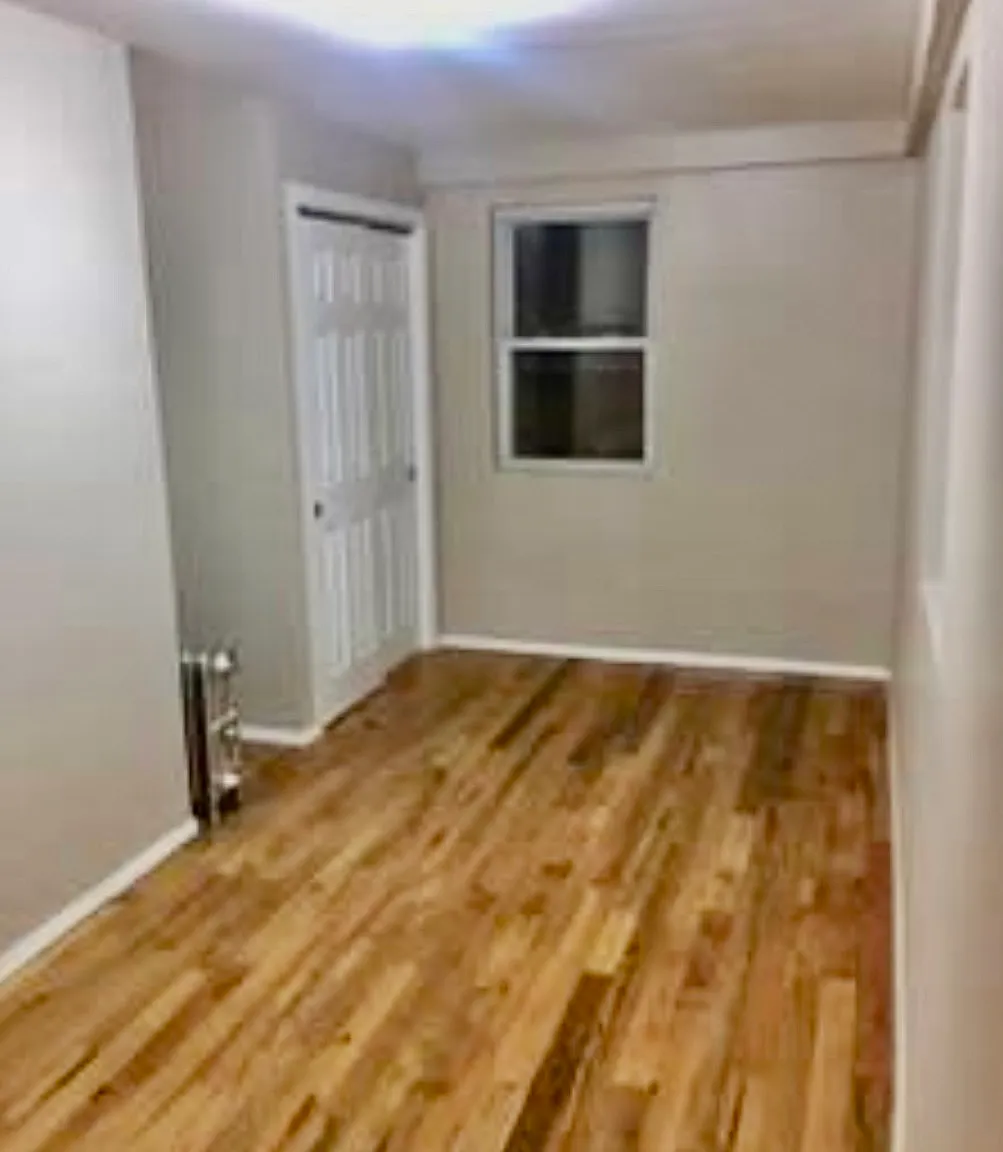 2 bed, 1050 sqft, $2,700 — Photo 2