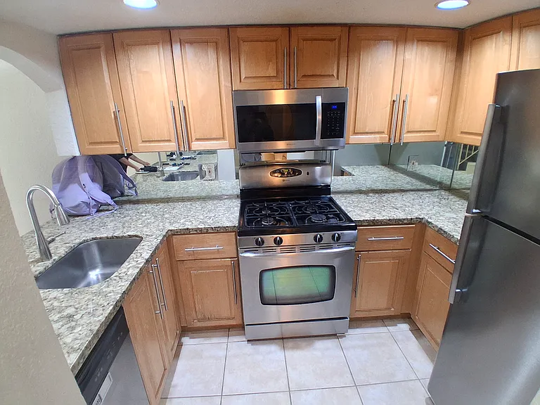 6709 N Kendall Dr #228 — Photo 29