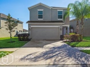 1941 Hawks View Dr, Ruskin, FL 33570