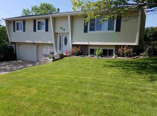 418 Ridgeway Dr, Norfolk, NE 68701