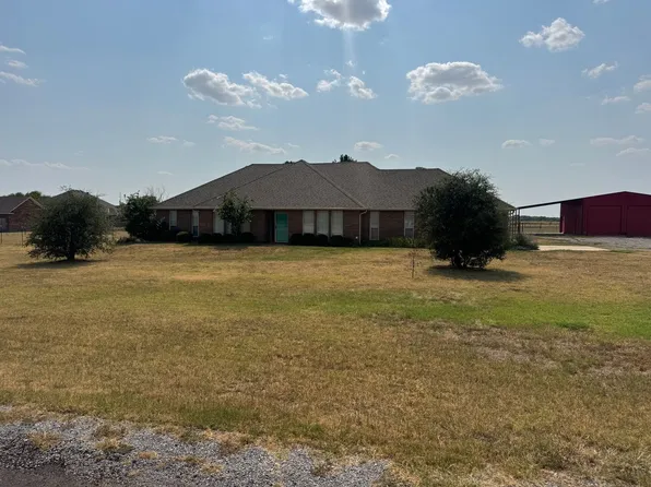 169 NW Copperfield, Cache, OK 73538