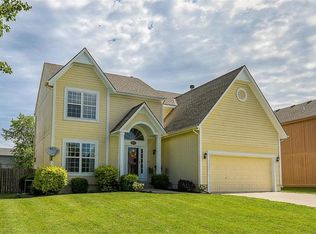 18994 W 163rd Ct, Olathe, KS 66062