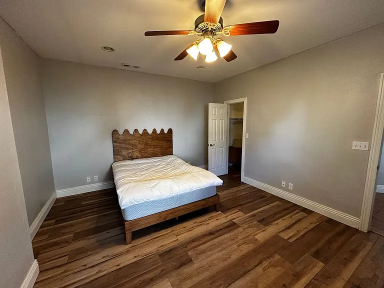 2643 N Westminster Dr — Photo 16