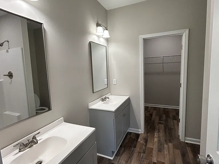 14 Pine St #14 — Photo 7