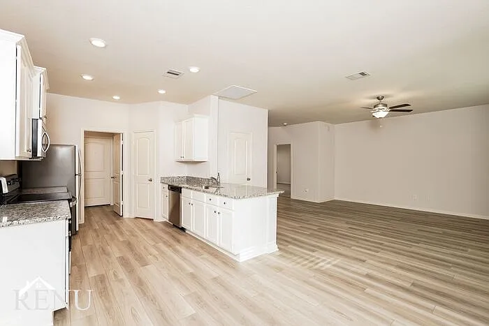 10422 Sweetwater Creek Dr — Photo 10