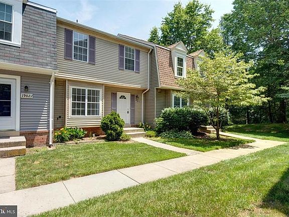 3rd image of 19019 Cherry Bend Dr