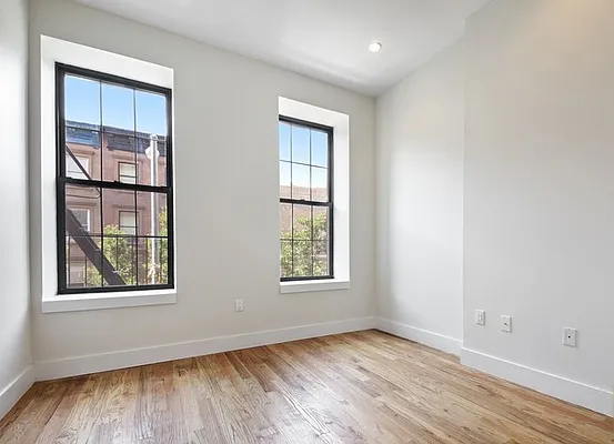 Rented by Compass | media 8