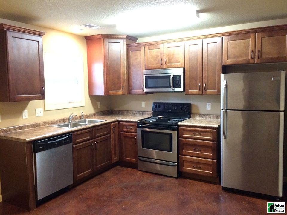 2nd image of 3115 Parker Annex Rd