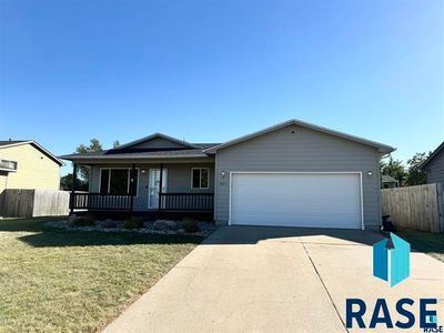 805 Chokecherry St, Harrisburg, SD, 57032