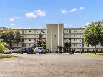 2230 N Cypress Bend Drive #504, Pompano Beach, FL, 33069