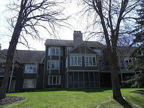 3rd image of 137 Wildwood Bay Dr