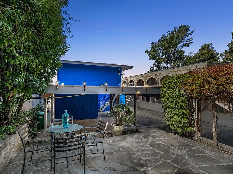 8 Whitmore Place #1 - 2 bedroom | 1 bathroom | Lower unit — Photo 17