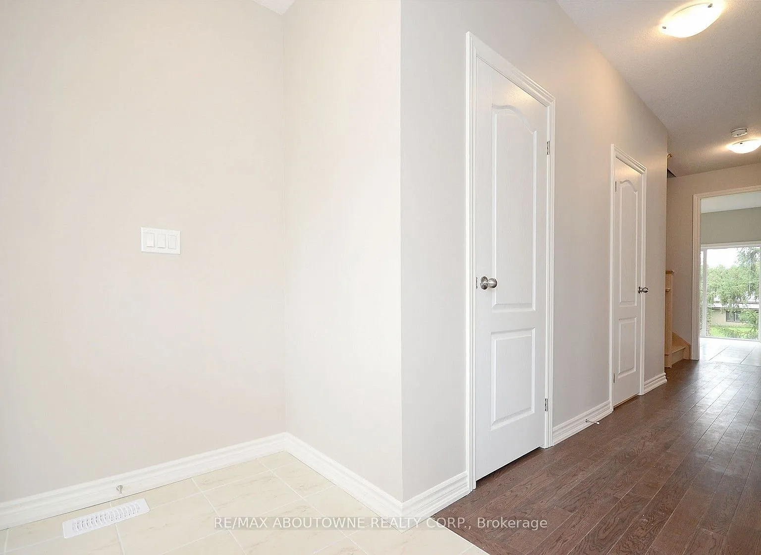 4 bed, $3,000 — Photo 3