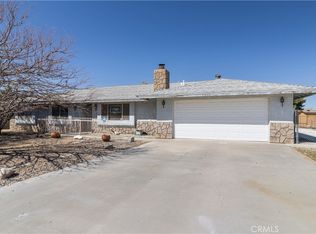 11630 Saratoga Rd, Apple Valley, CA 92308