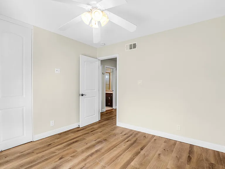 601 Garden Creek Pl — Photo 24