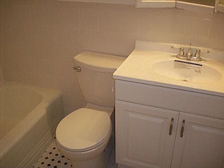 1st image of 122 W 71st St APT 10