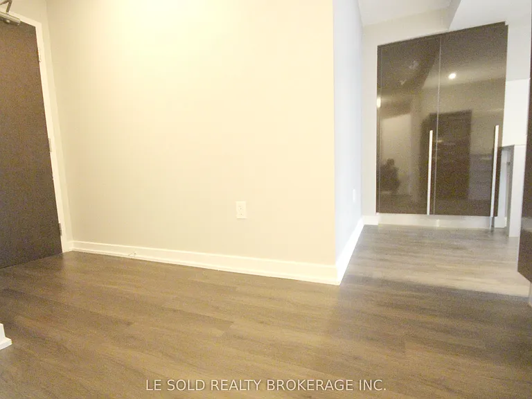38 Dan Leckie Way #1205 — Photo 8