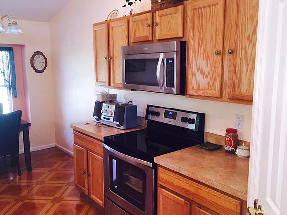 Home For Sale In PORT ST LUCIE SECTION 04