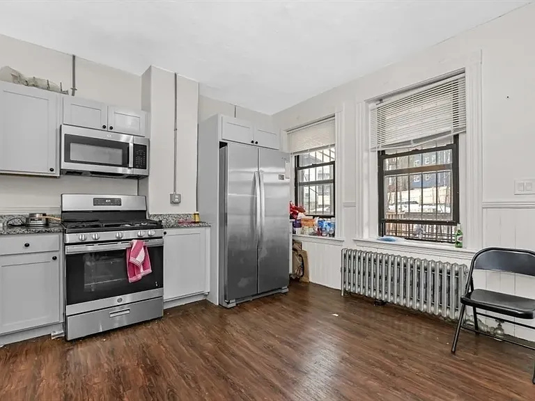 868 Huntington Ave #3 — Photo 8