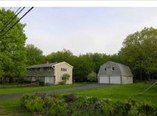 564 Exeter Rd, Hampton, NH 03842