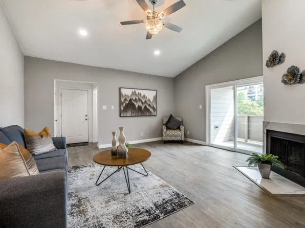 8545 Midpark Rd APT 22, Dallas, TX 75240