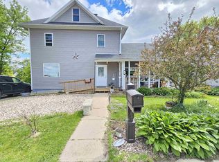 201 Center St, Elroy, WI 53929