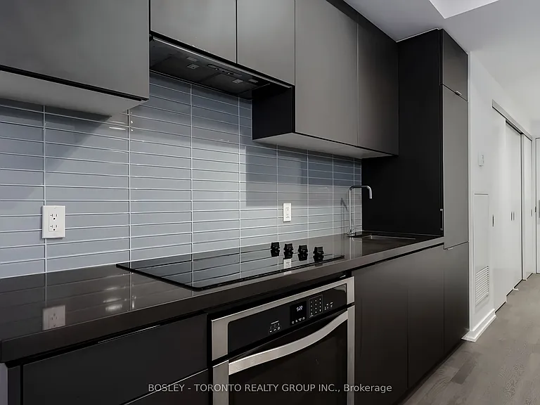 60 Colborne St #214 — Photo 10