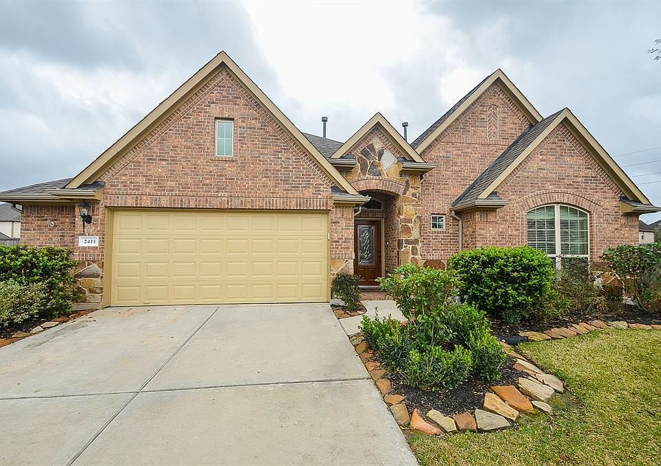1st image of 2411 Linden Bluff Ct