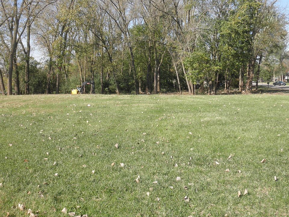 1st image of 1055 Julia Ct