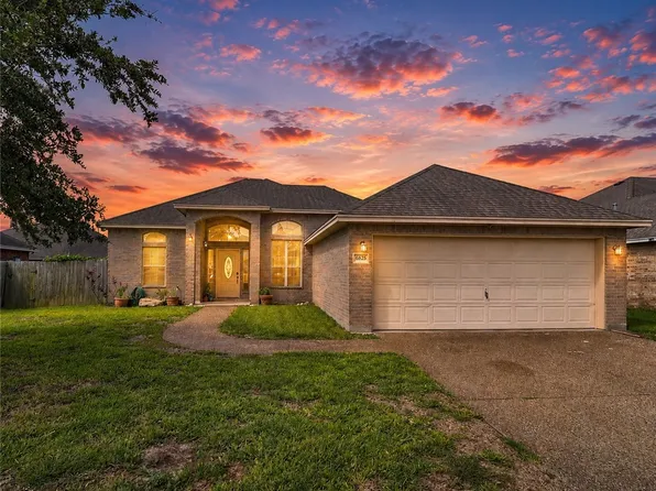 6825 King George Pl, Corpus Christi, TX 78414