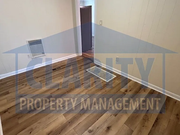 221B Hughes Ave NW — Photo 10