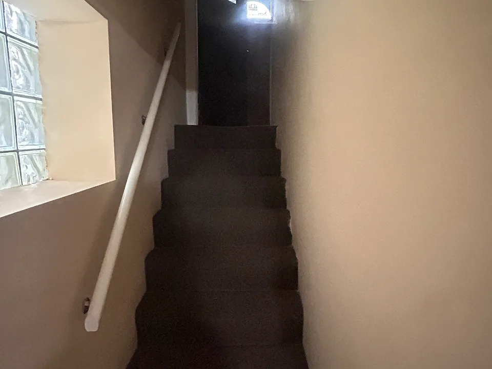 8235 S Marshfield Ave #BASEMENT