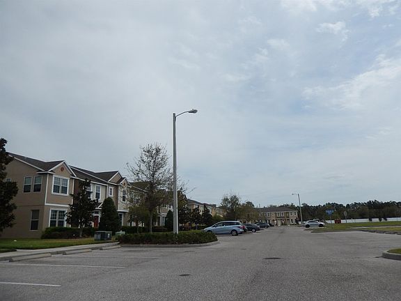 5th image of 8834 Red Beechwood Ct