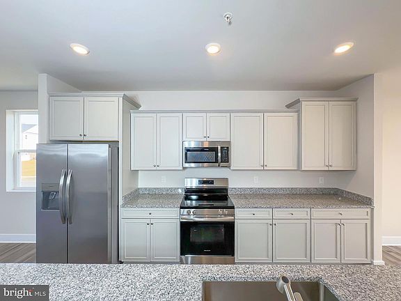 2nd image of 10771 Millport St