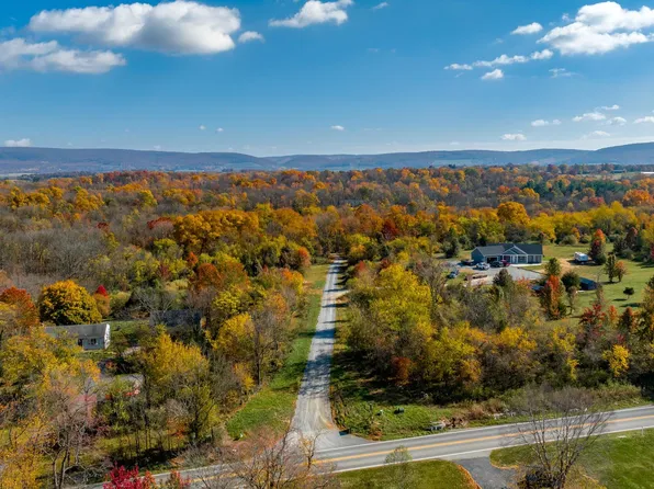 13327 Little Antietam Rd, Hagerstown, MD 21742