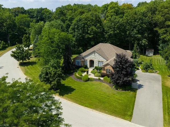 32 Parkshore Pl, Hamilton, ON L0R 1H1
