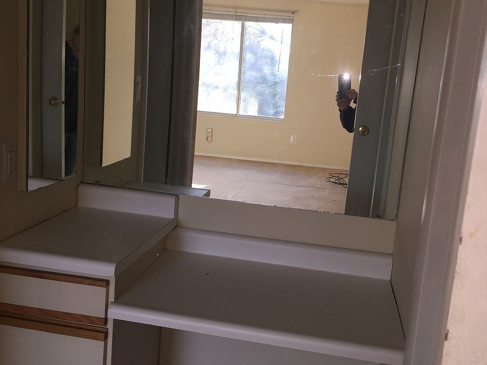 Vanity area