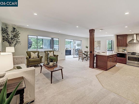 5th image of 1345 Singingwood Ct APT 8
