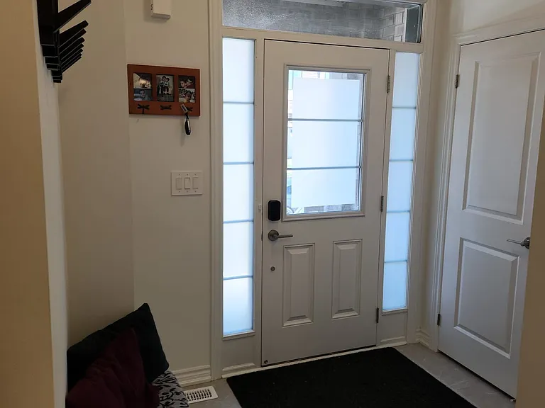 292 Bergamot Ave — Photo 3