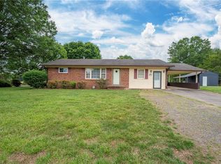 852 Sain Rd, Mocksville, NC 27028