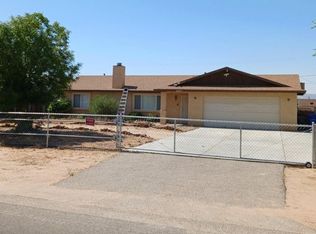 22227 Mohican Ave, Apple Valley, CA 92307