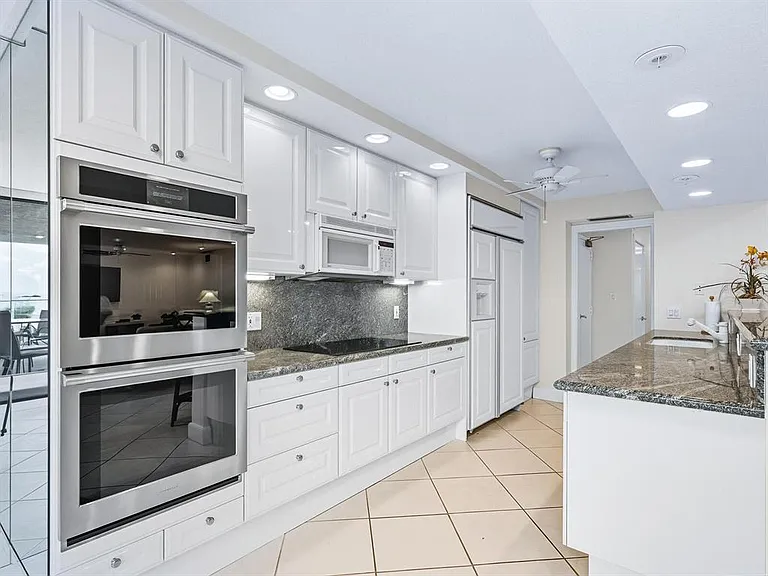 1511 Gulf Of Mexico Dr #201 — Photo 9