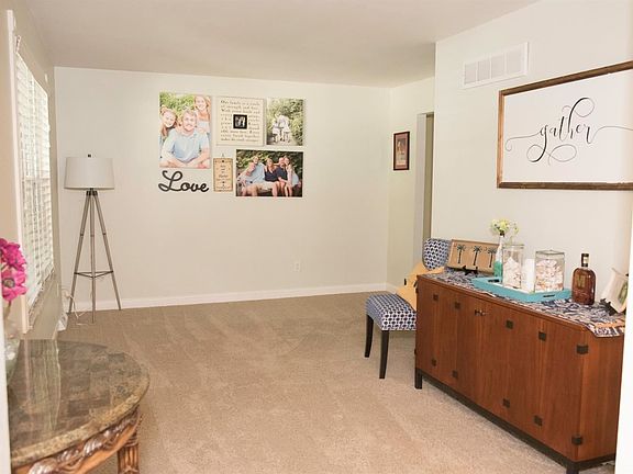 5th image of 7127 Grantham Way