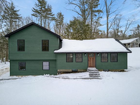 2nd image of 33 McCrillis Road