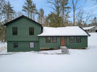 33 McCrillis Rd, Nottingham, NH 03290