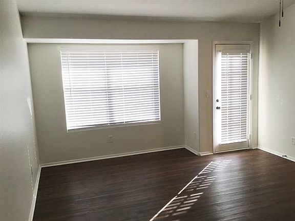 5th image of 15339 S 45th Pl