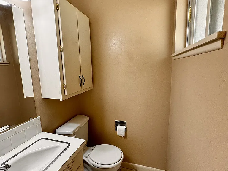 1821 S Beth Dr — Photo 16