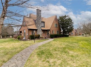 110 Darlington Rd, Beaver Falls, PA 15010